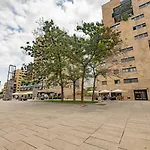 Arcimboldi\'S Terrace & Private Parking